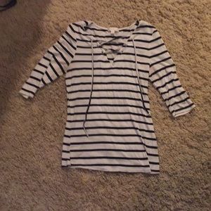 Stripped quarter length shirt